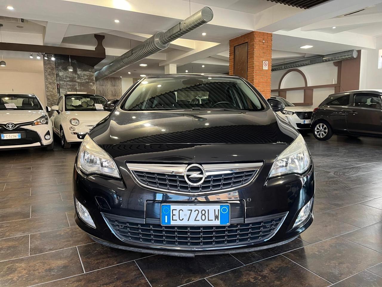 Opel Astra 1.4 100CV 5 porte Elective