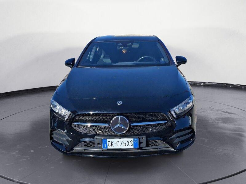 Mercedes-Benz Classe A A 200 d Automatic Premium EDITION
