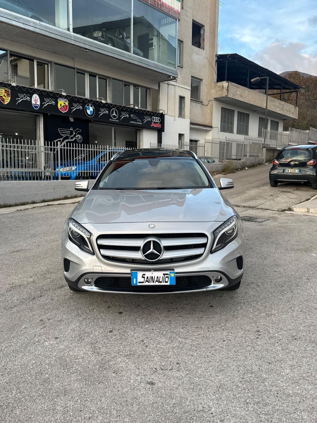 Mercedes-benz GLA 200 d Premium tetto automatica Garanzia