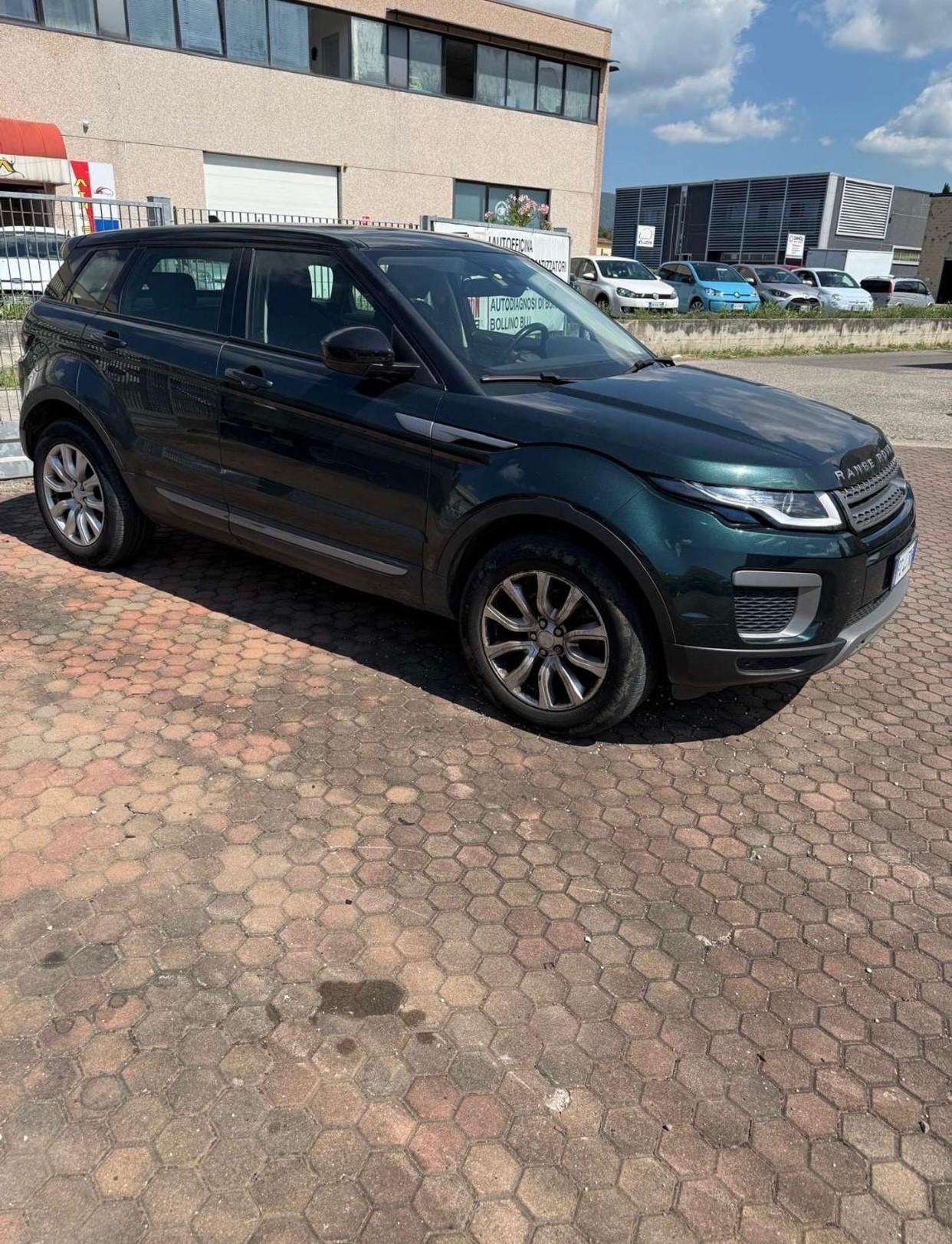 Land Rover Range Evoque 2.0 TD4 180 CV 5p. Pure
