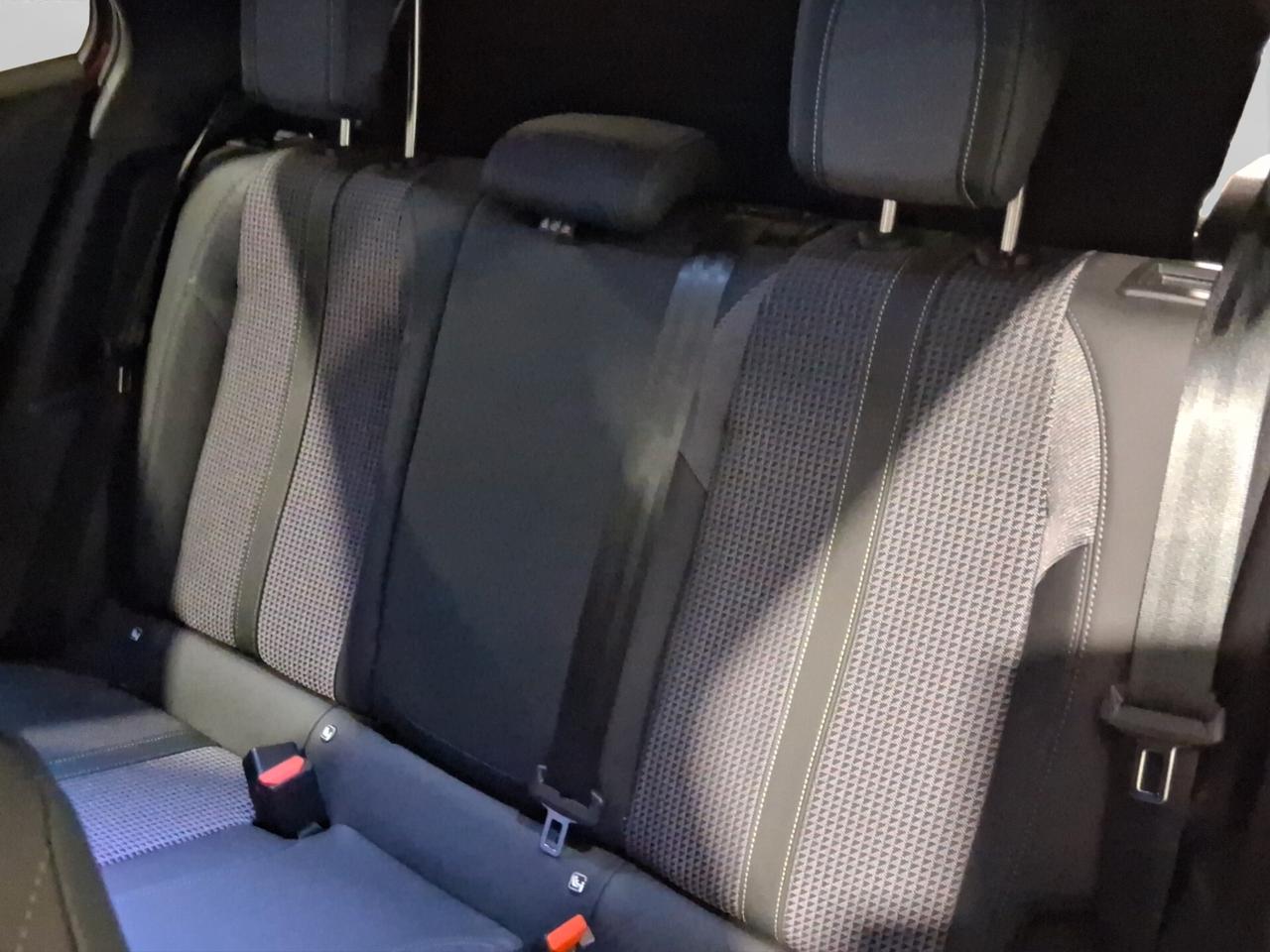 Peugeot 2008 BlueHDi 130CV S&S EAT8 GT