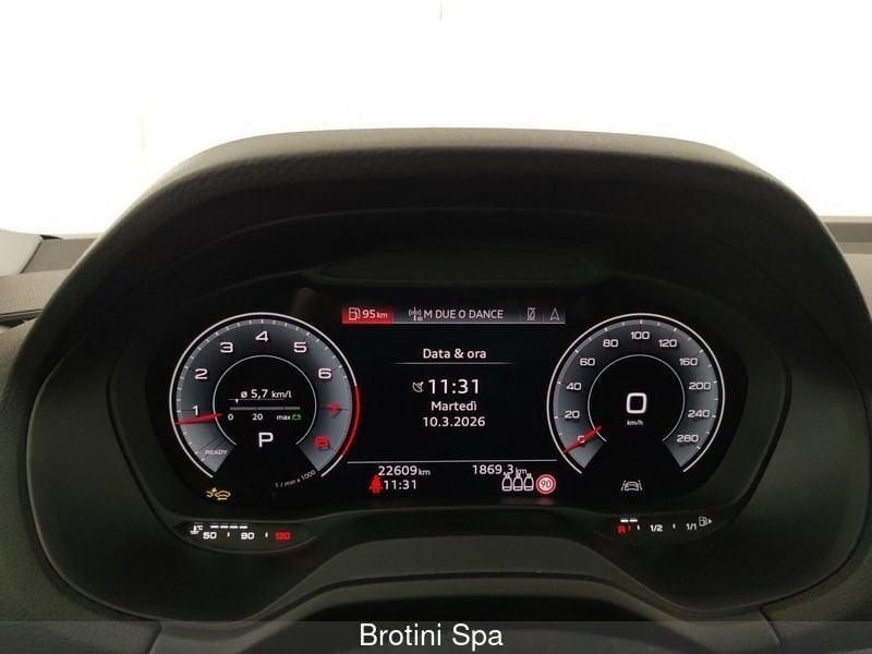 Audi Q2 1.5 35 TFSI S LINE EDITION S TRONIC