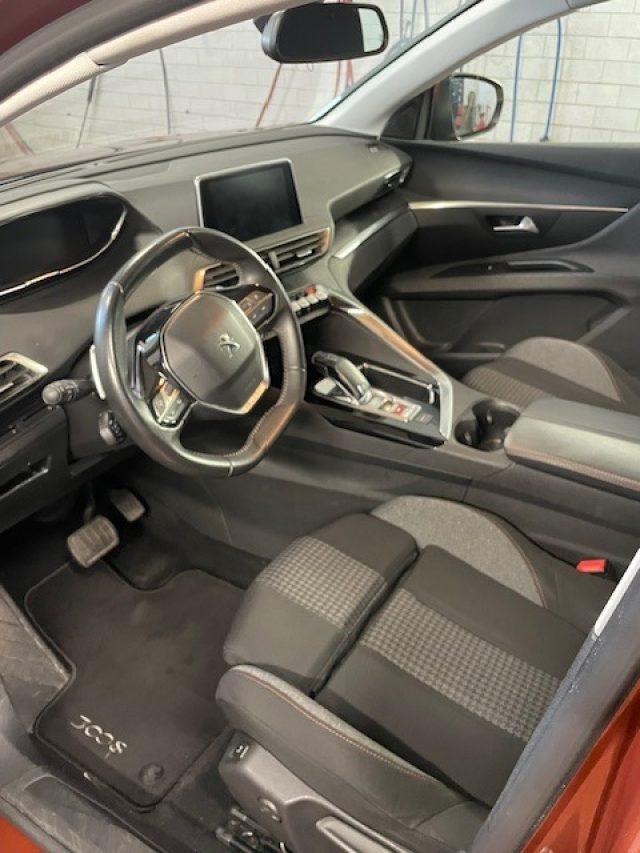 PEUGEOT 3008 BlueHDi 130 S&S EAT8 Business