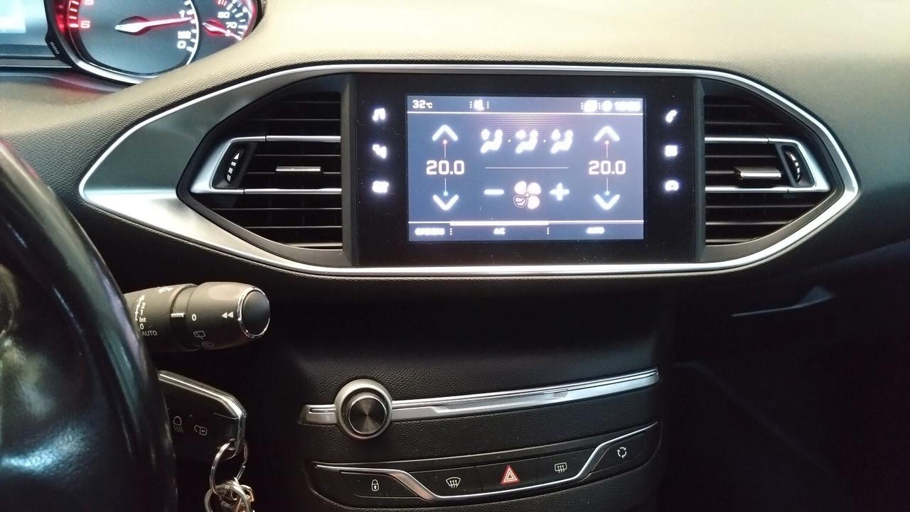 Peugeot 308 BlueHDi 120 S&S EAT6 Allure