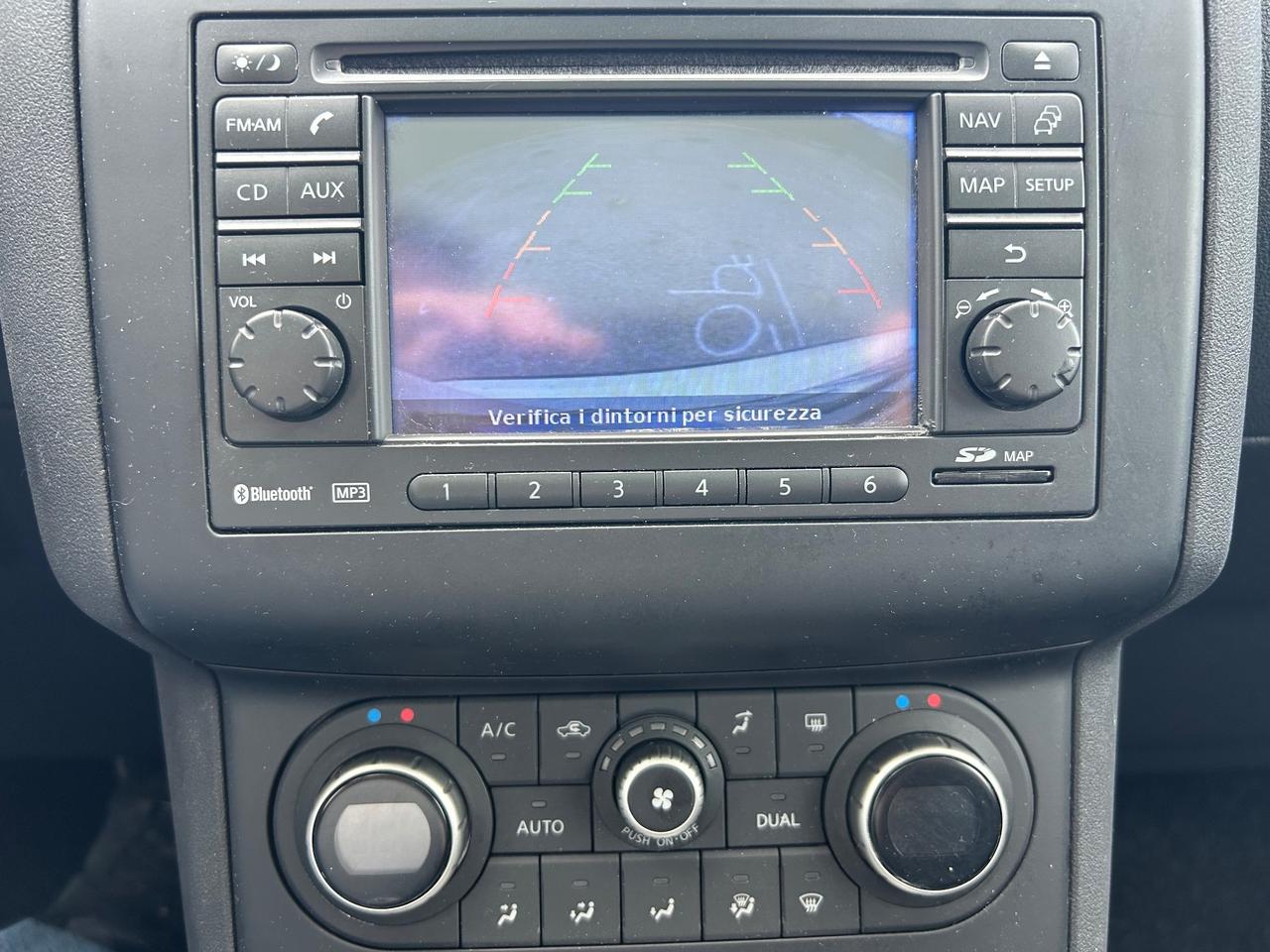 Nissan Qashqai 2.0 dCi DPF Tekna