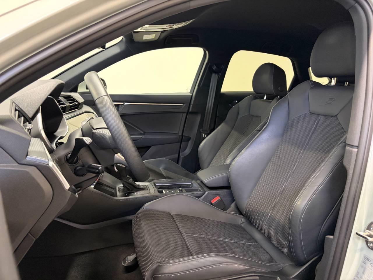 AUDI Q3 SPORTBACK 35 TDI S-TRONIC S-LINE