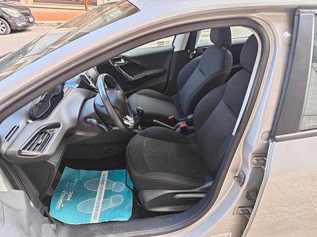 PEUGEOT 208 1.2 5 porte *MOTORE NUOVO* - 11/2018
