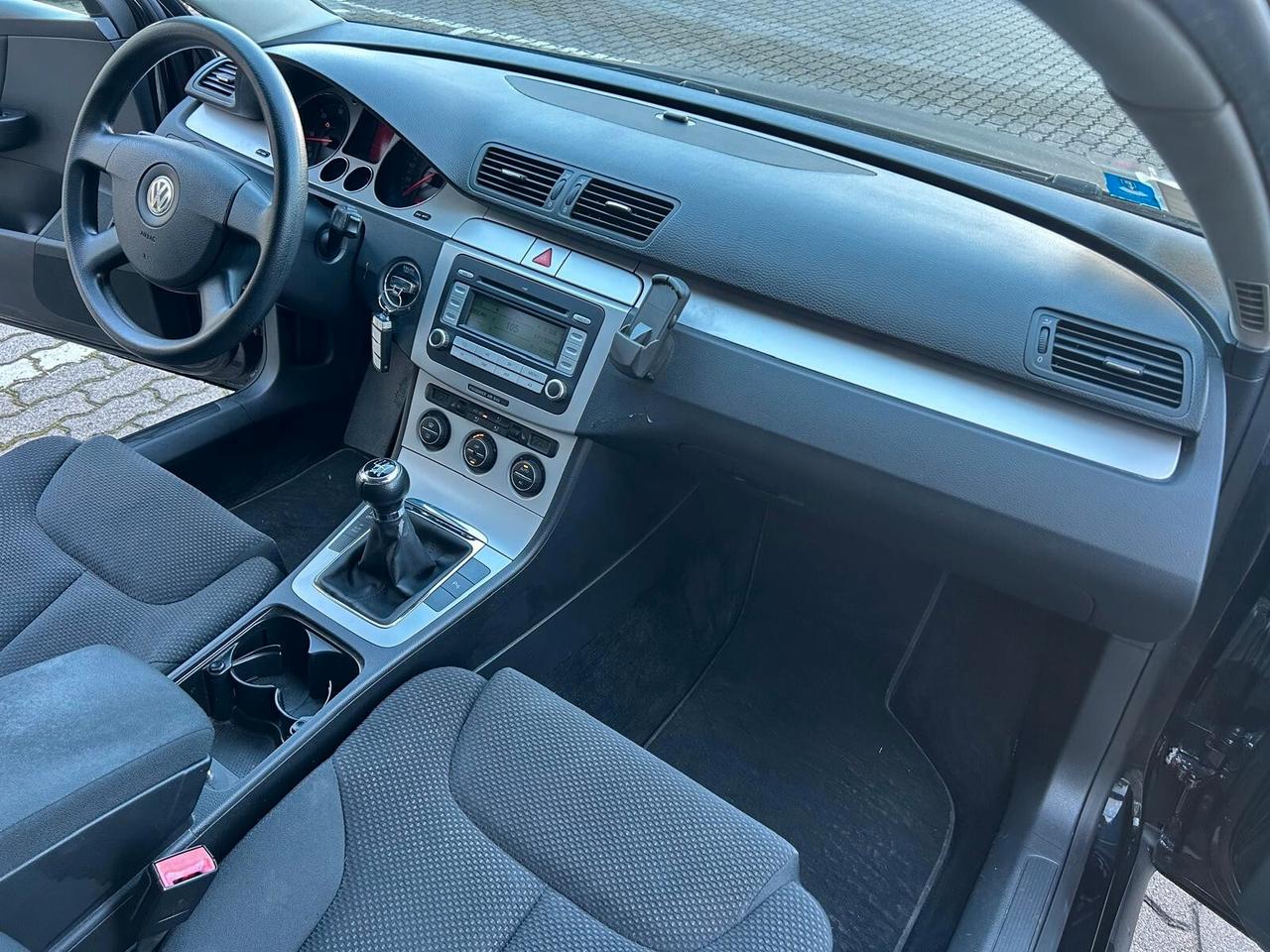 Volkswagen Passat Variant 2.0 tdi Comfortline dpf