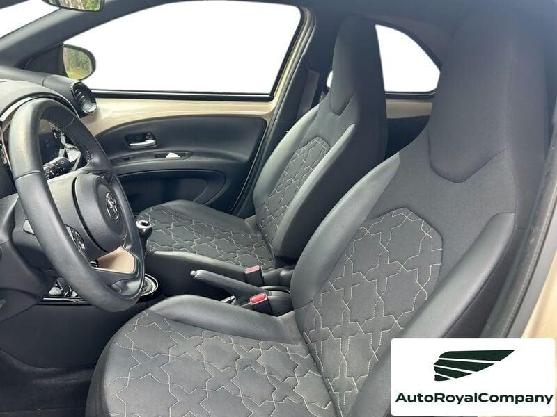 Toyota Aygo X 1.0B (72 CV) Lounge