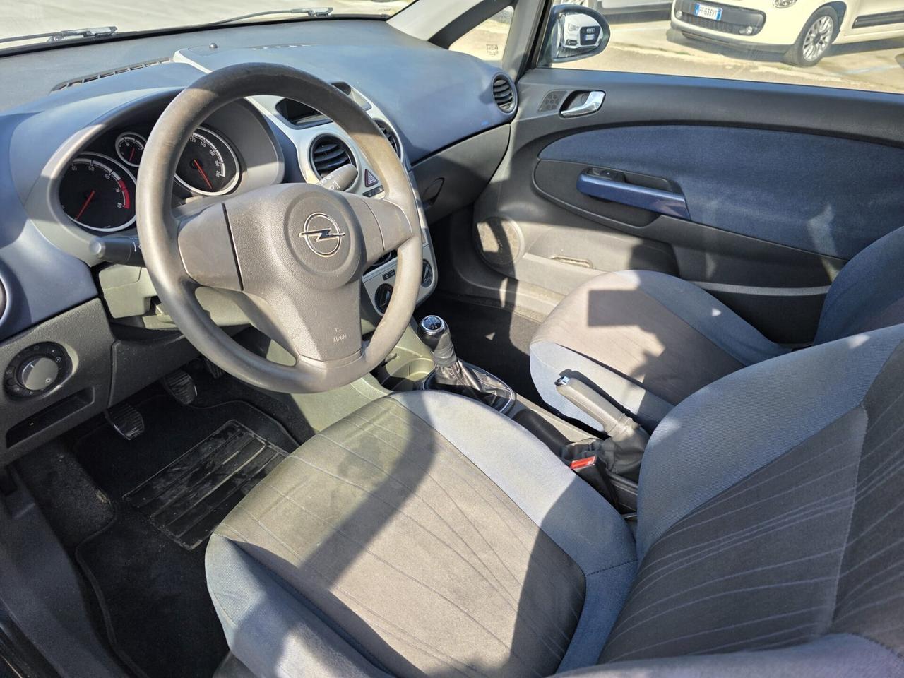 Opel Corsa 1.0 12V 3 porte Enjoy