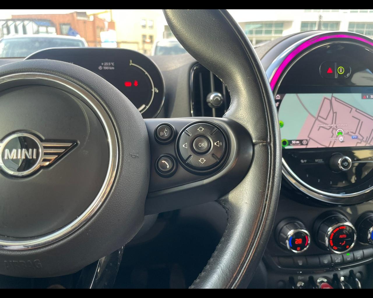 MINI Mini Countrym.(F60) - Mini 1.5 Cooper Business Countryman