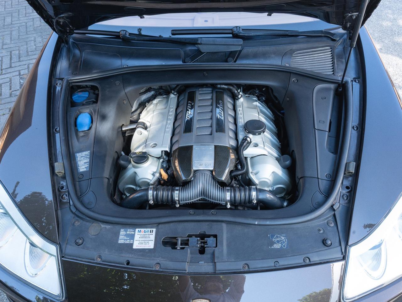 Porsche Cayenne 4.8 Turbo S