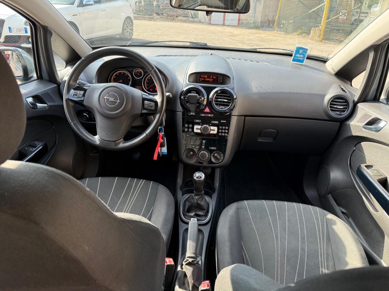 Opel Corsa 1.2 5 porte Edition
