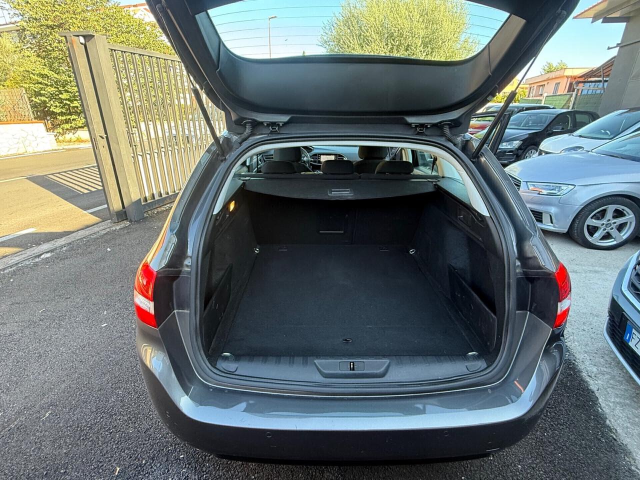 Peugeot 308 BlueHDi 130cv SW Finanziabile!!