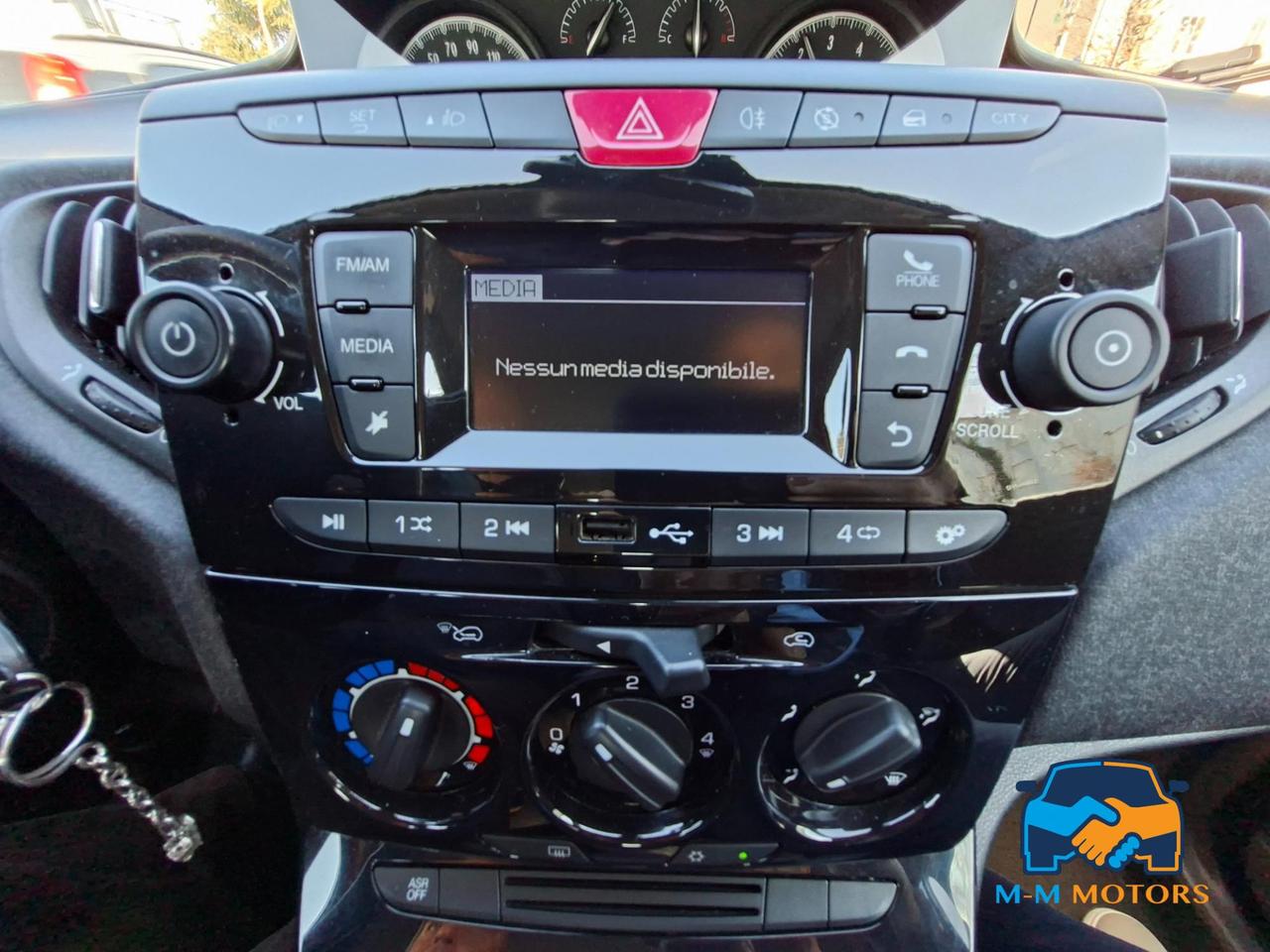 Lancia Ypsilon 5 Porte Ypsilon 1.2 Elefantino neo patentati