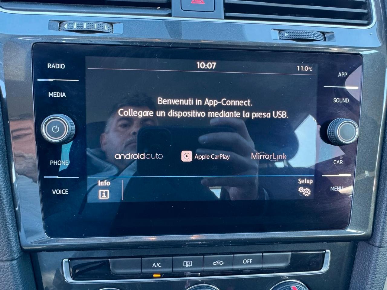 Volkswagen Golf Variant 7.5 1.6 TDI 115CV DSG EXECUTIVE BMT 2019