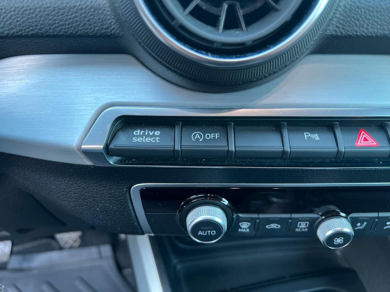 Audi Q2 30 TDI Admired