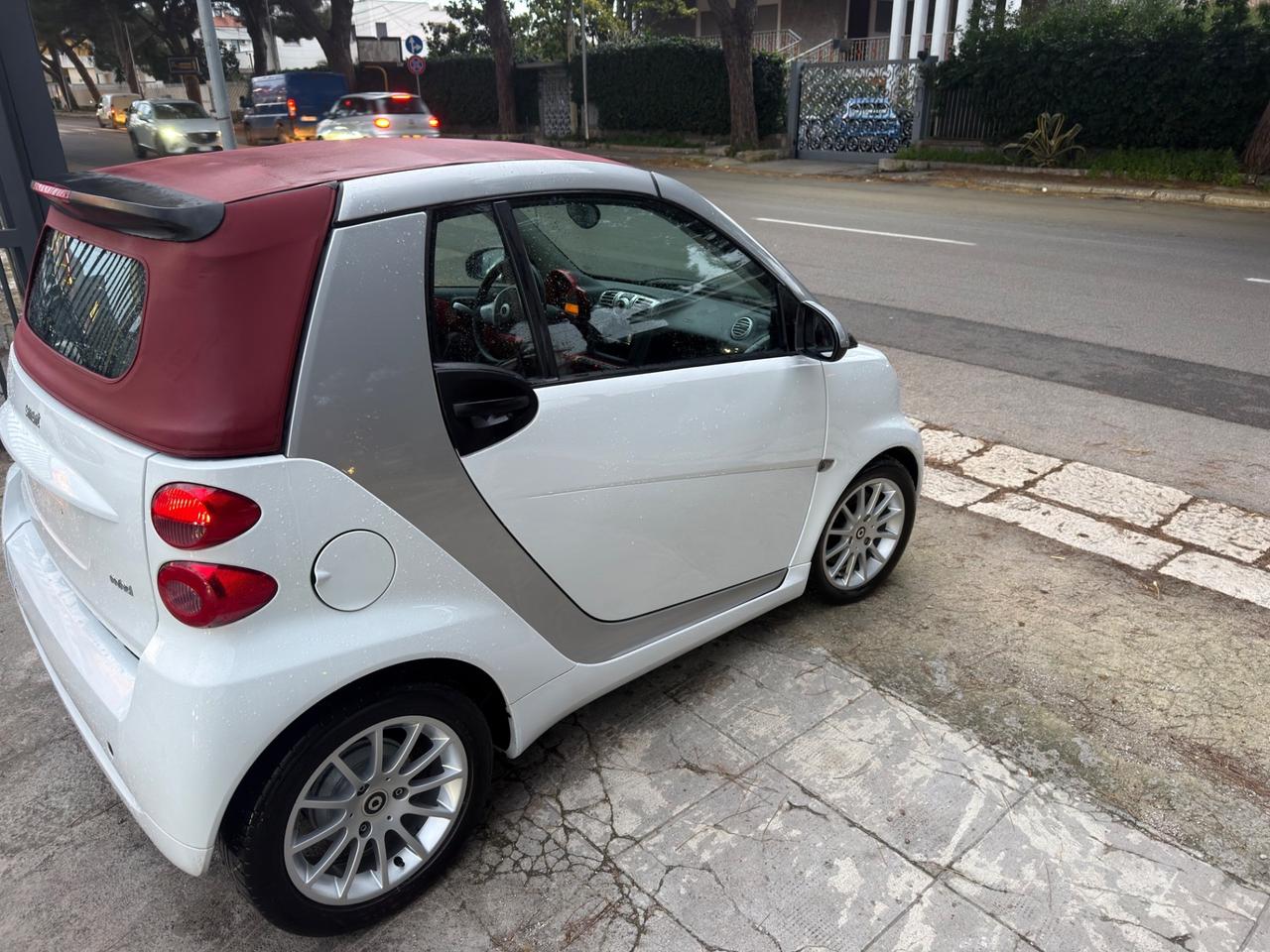 Smart ForTwo 1000 52 kW coupé pure