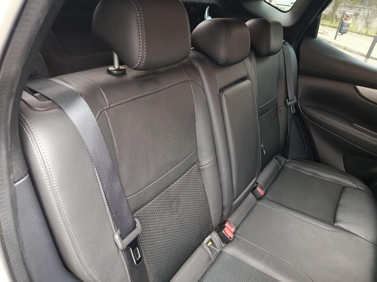 Nissan Qashqai Business Plus 1.6 dCi #8740