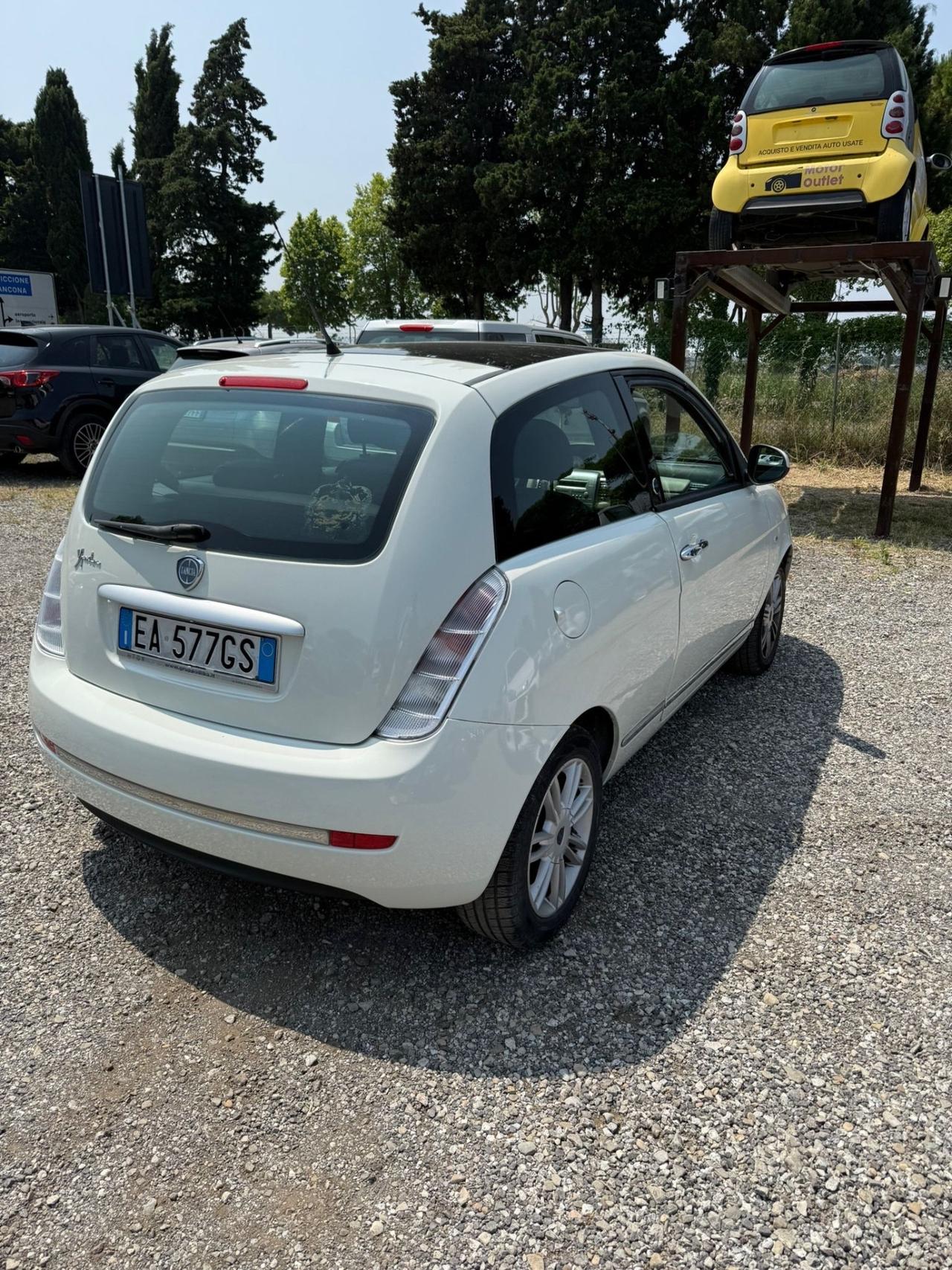 Lancia Ypsilon 1.4 Platino Ecochic GPL tetto apribile