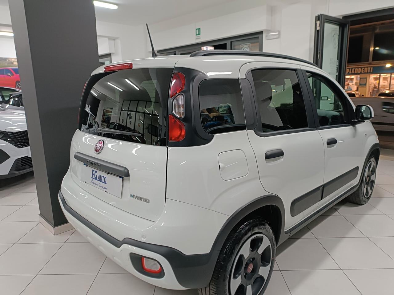 Fiat Panda 1.0 FireFly S&S Hybrid Cross