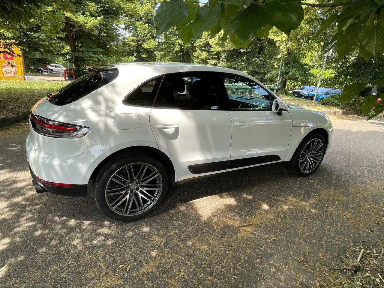 Porsche Macan -- 2.0 PDK 245CV #11341