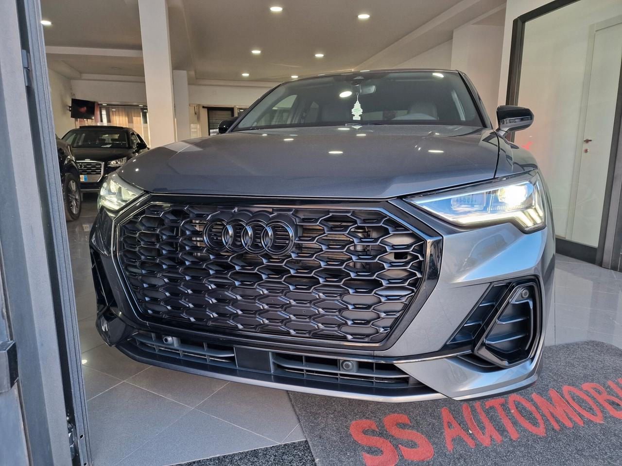 Audi Q3 Sportback 35 TDI S-tronic Identity Black