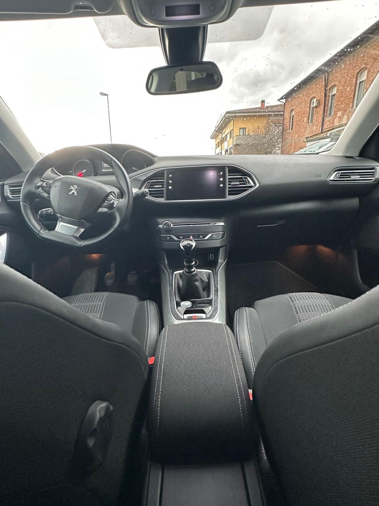 Peugeot 308 BlueHDi 130 S&S SW GT Line