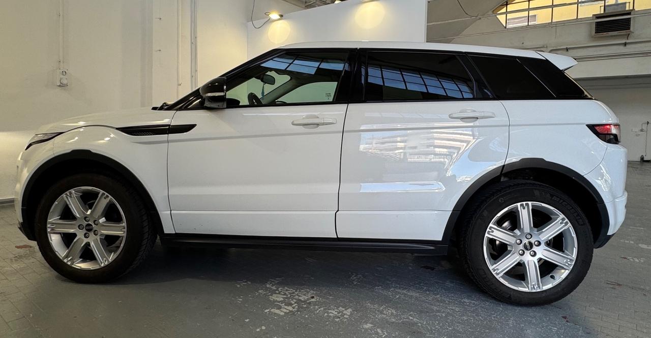 Land Rover Range Evoque 2.2 TD4 5p. Dynamic