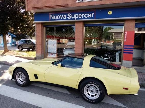 Chevrolet Corvette C3 STINGRAY