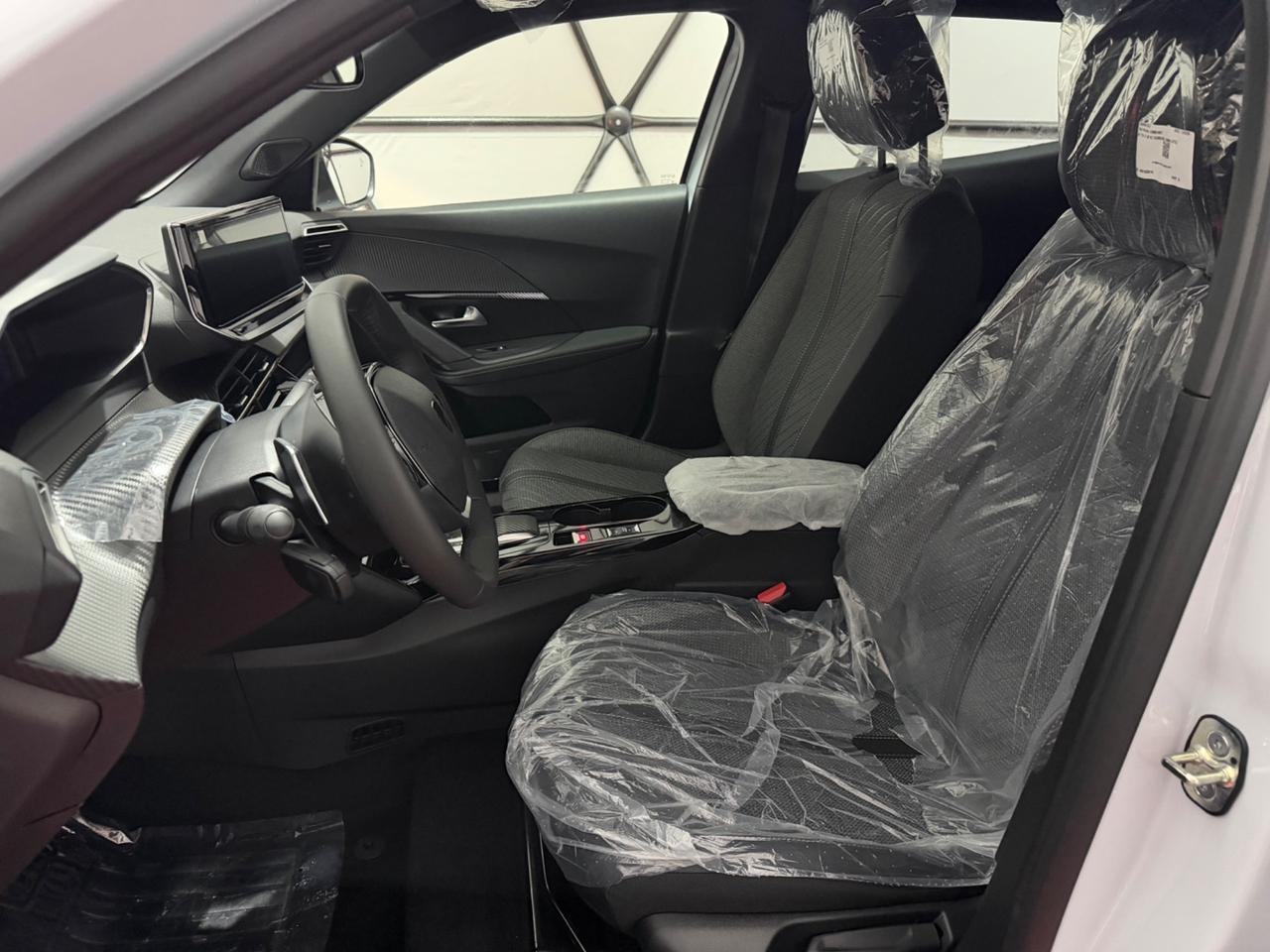 Peugeot 2008 Hybrid 110 e-DCS6 Allure