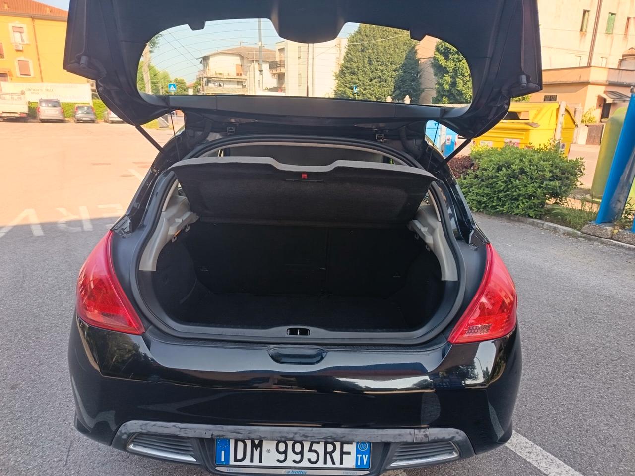 Peugeot 308 hdi anno 2008 ok neo patente