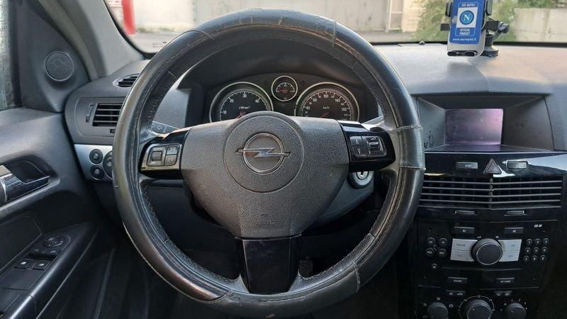 Opel Astra 1.7 CDTI 101CV 5 porte