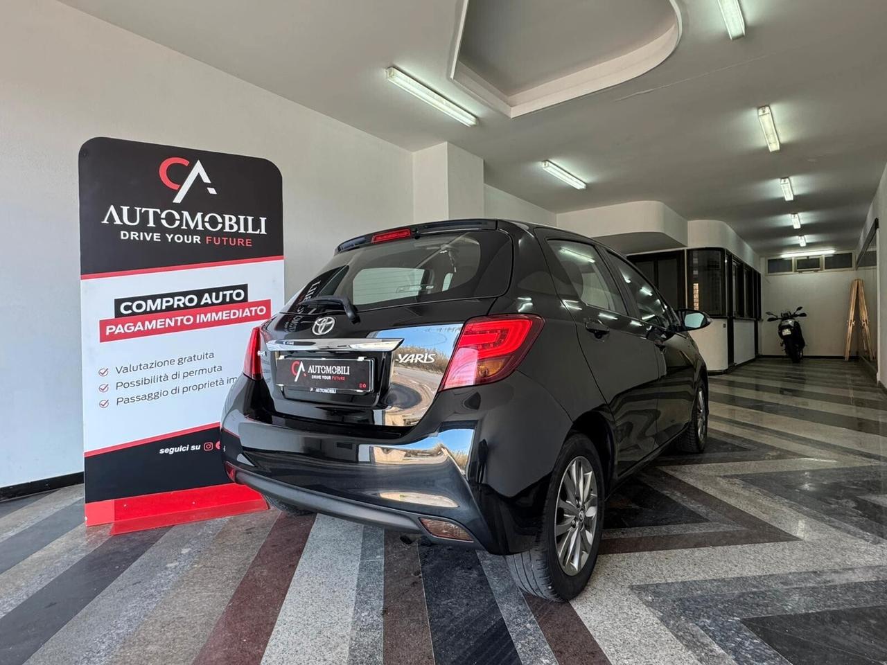 Toyota Yaris 1.0 5 porte Lounge