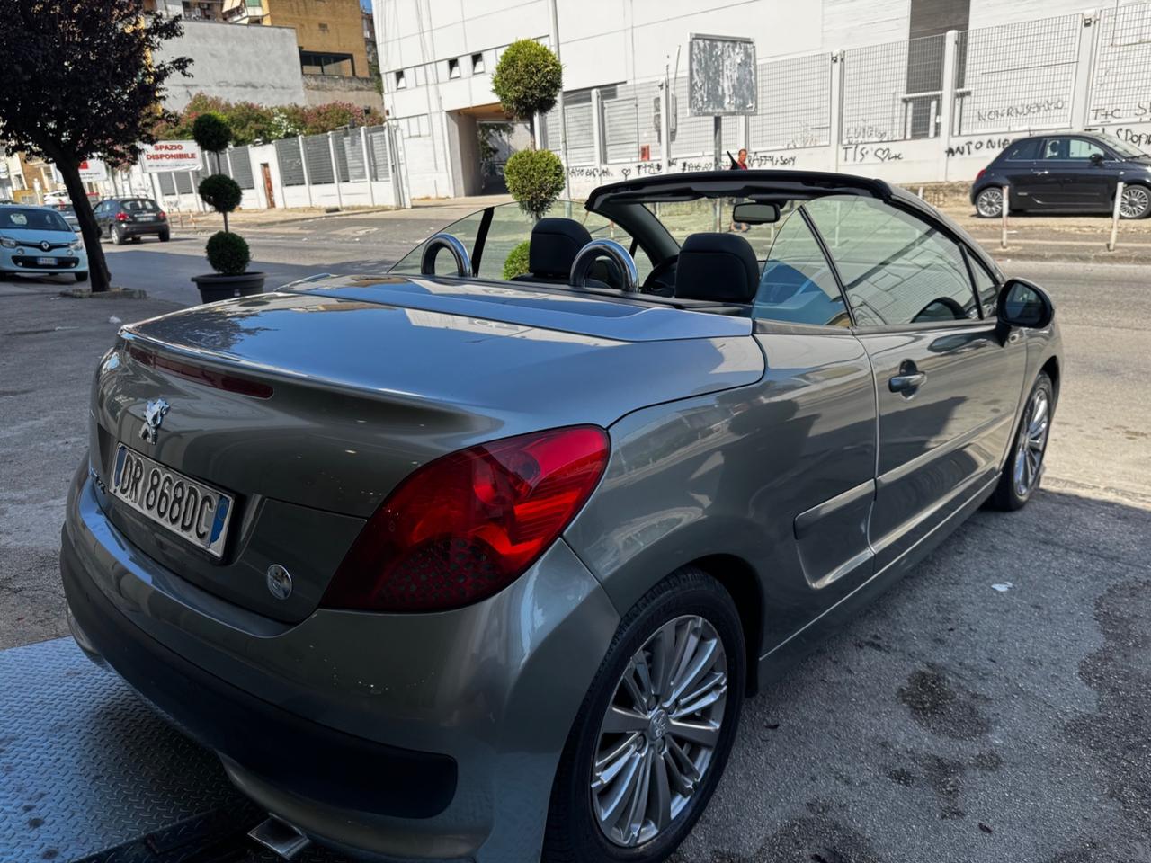 Peugeot 207 1.6 VTi 120CV CC Roland Garros
