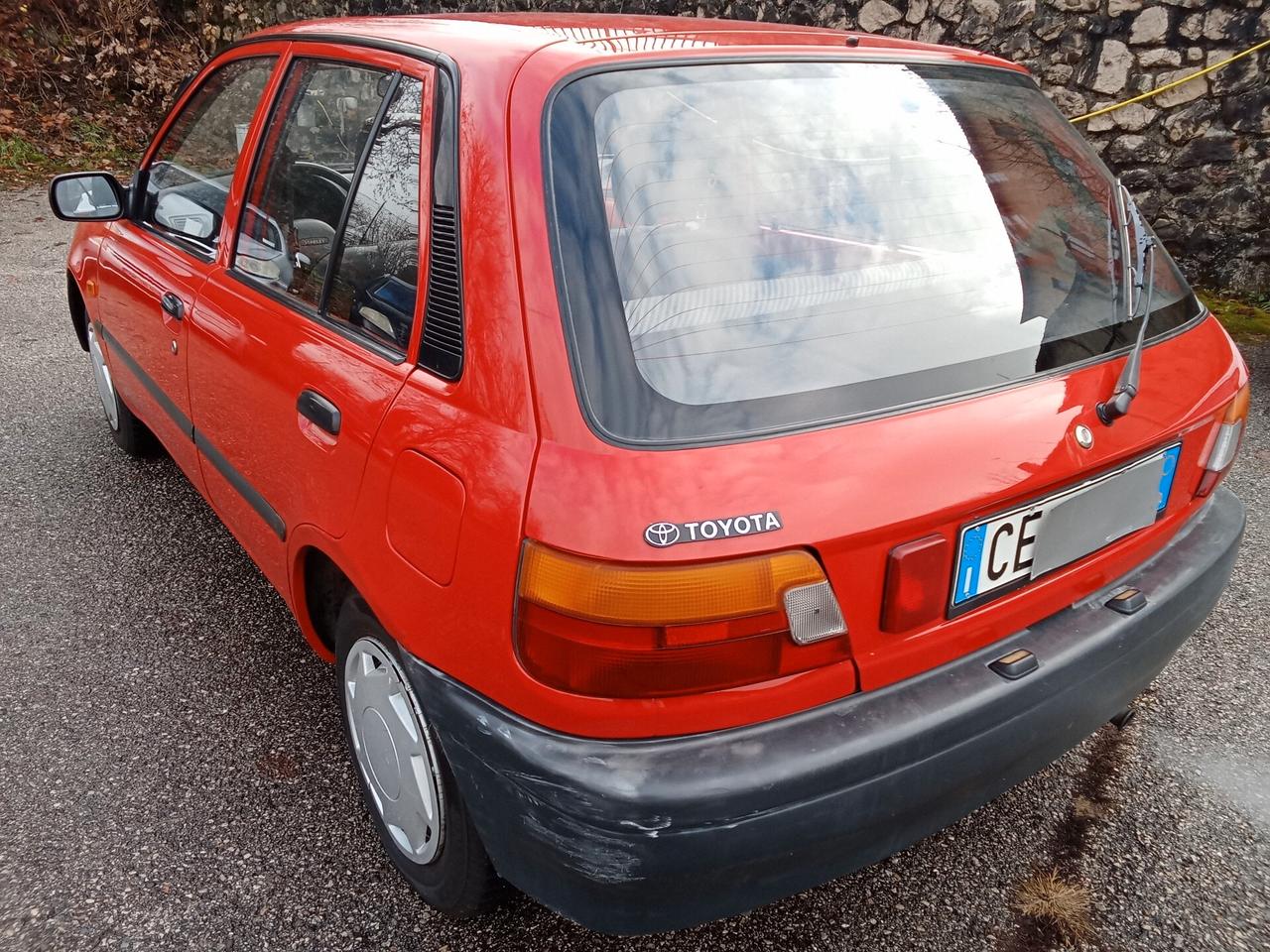 Toyota Carina E 1.6 16V cat Liftback XLi