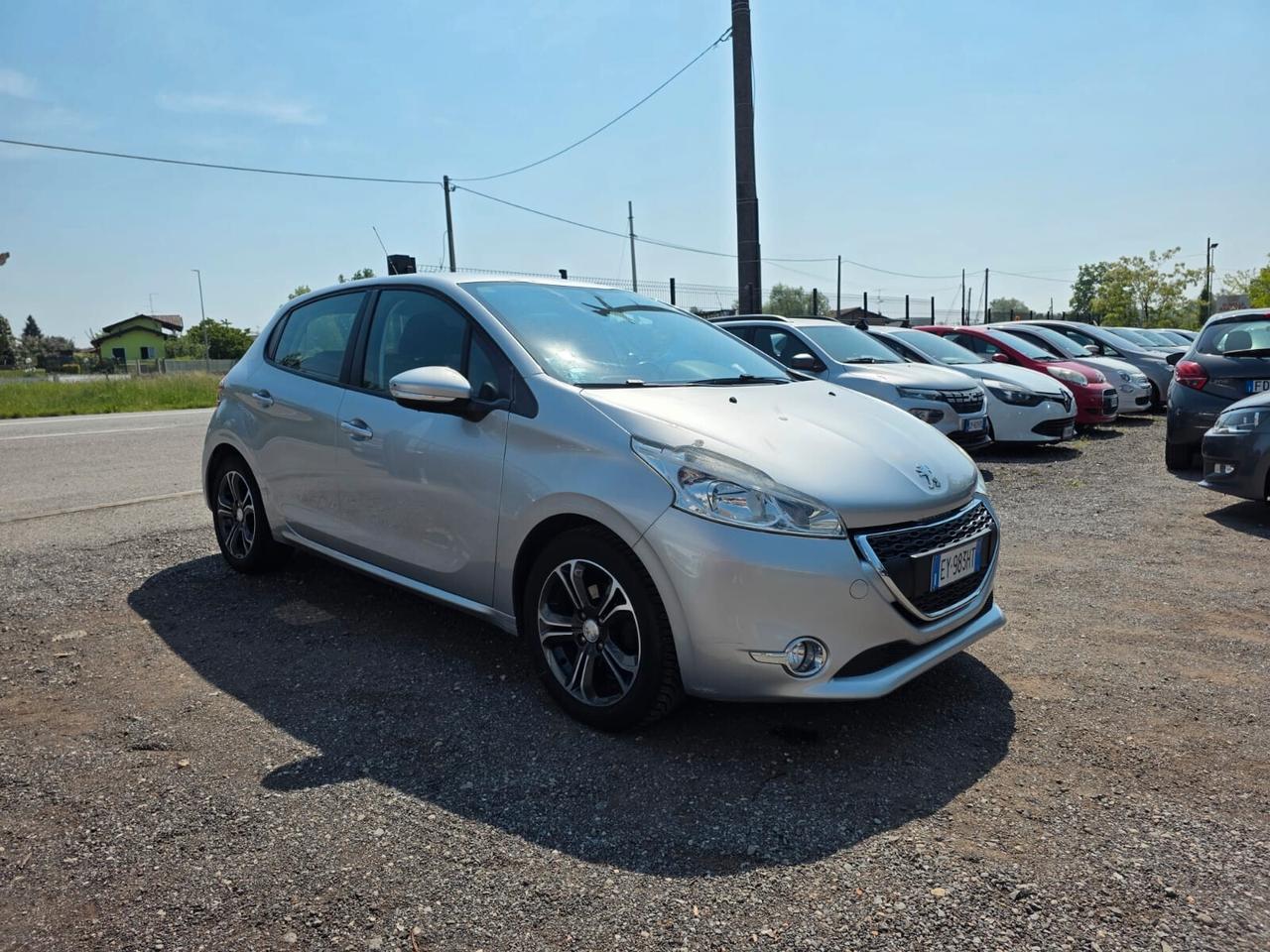 Peugeot 208 PureTech 82 5 porte Allure