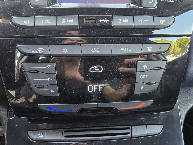 Lancia Ypsilon 1.0 FireFly 70cv Hybrid Silver Plus