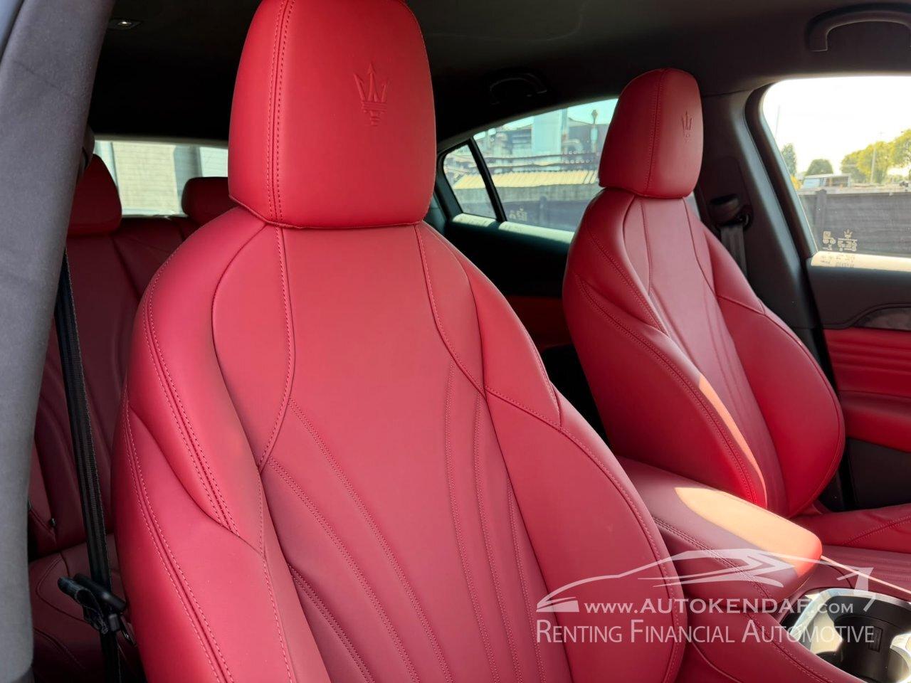 Maserati Grecale 2.0 mhev Modena 330cv auto