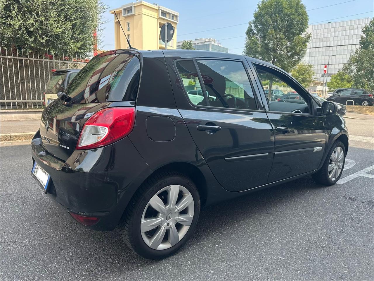 Renault Clio 1.2 16V 5 porte Live! - ok neop - euro 5