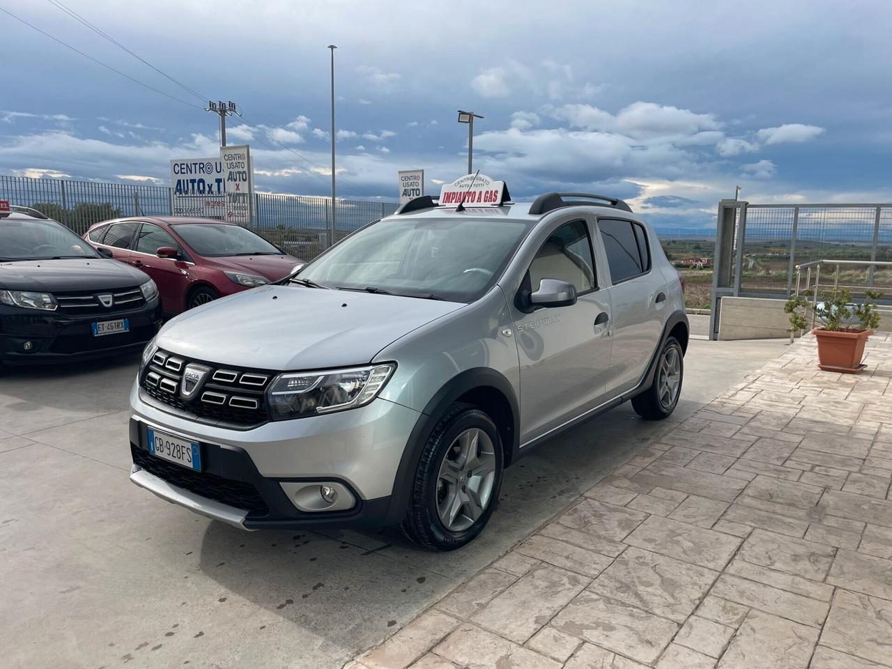 Dacia Sandero Stepway 1.0 TCe 100CV ECO-G 15th Anniversary