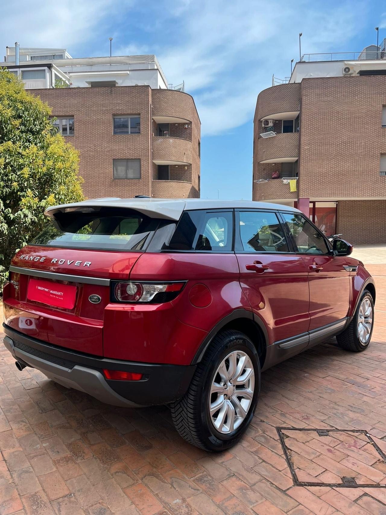 Land Rover Range Rover Evoque Range Rover Evoque 2.2 TD4 5p. R Dynamic SE