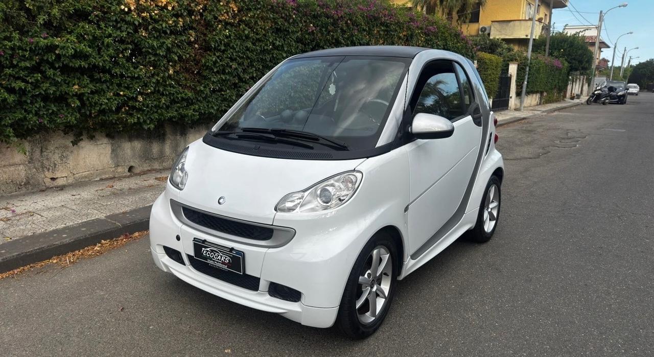 Smart ForTwo 800 40 kW passion cdi 2012