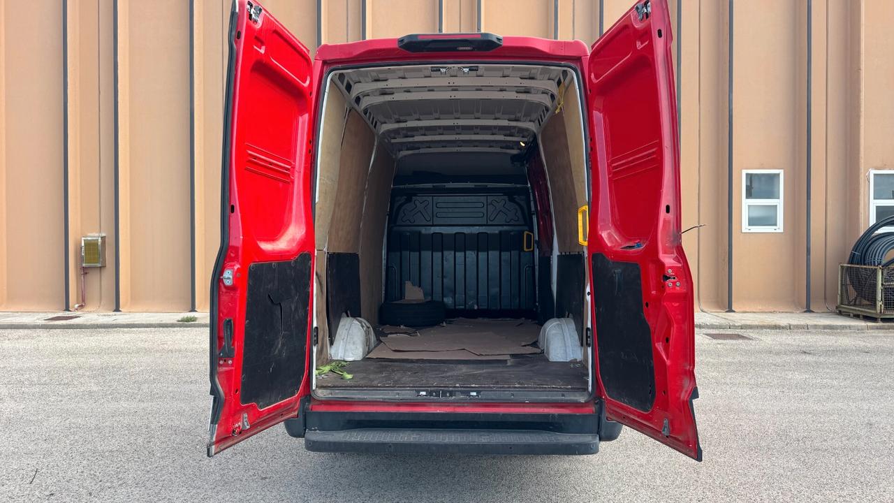 Iveco Daily 35-140 - 2023
