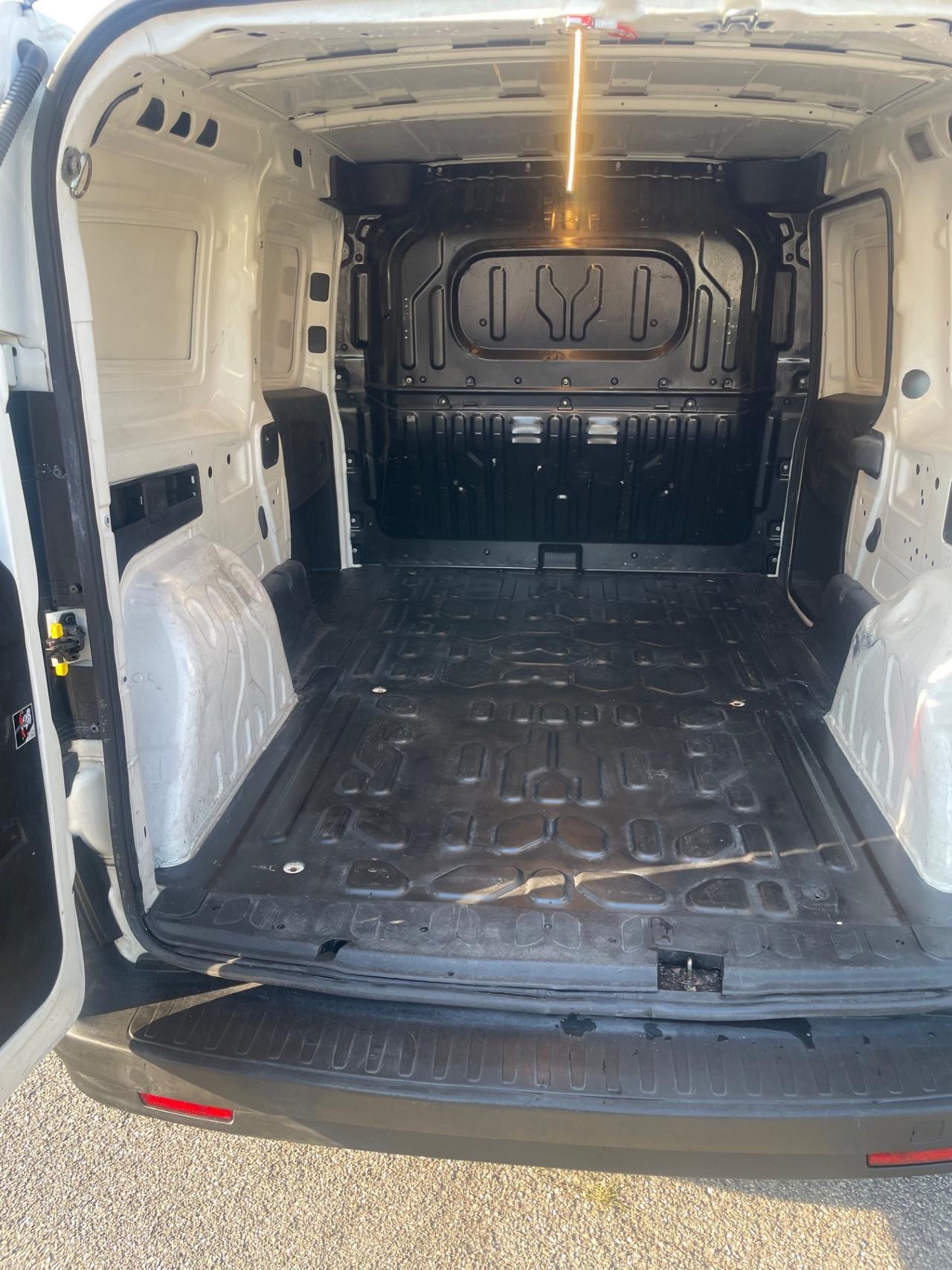 Fiat Doblo Doblò 1.3 MJT PL-TN Cargo Maxi Lamierato SX