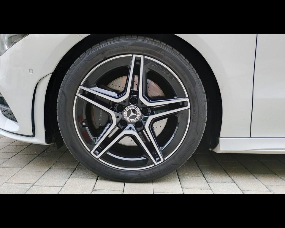 Mercedes CLA Shooting Brake 200 D Premium 8G-DCT