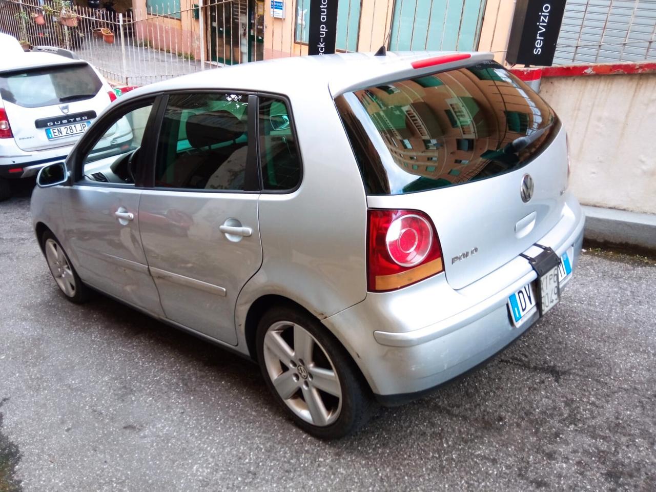 Volkswagen Polo 1.4/80CV TDI 5p. Sportline