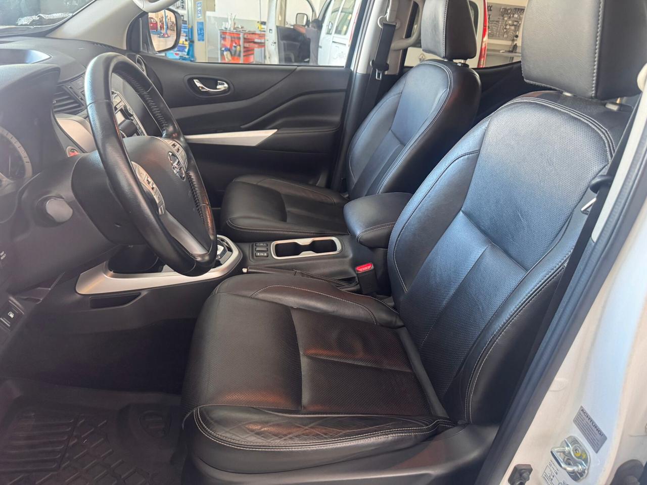 Nissan NP300 Navara 2.3 190cv Automatico Double Cab