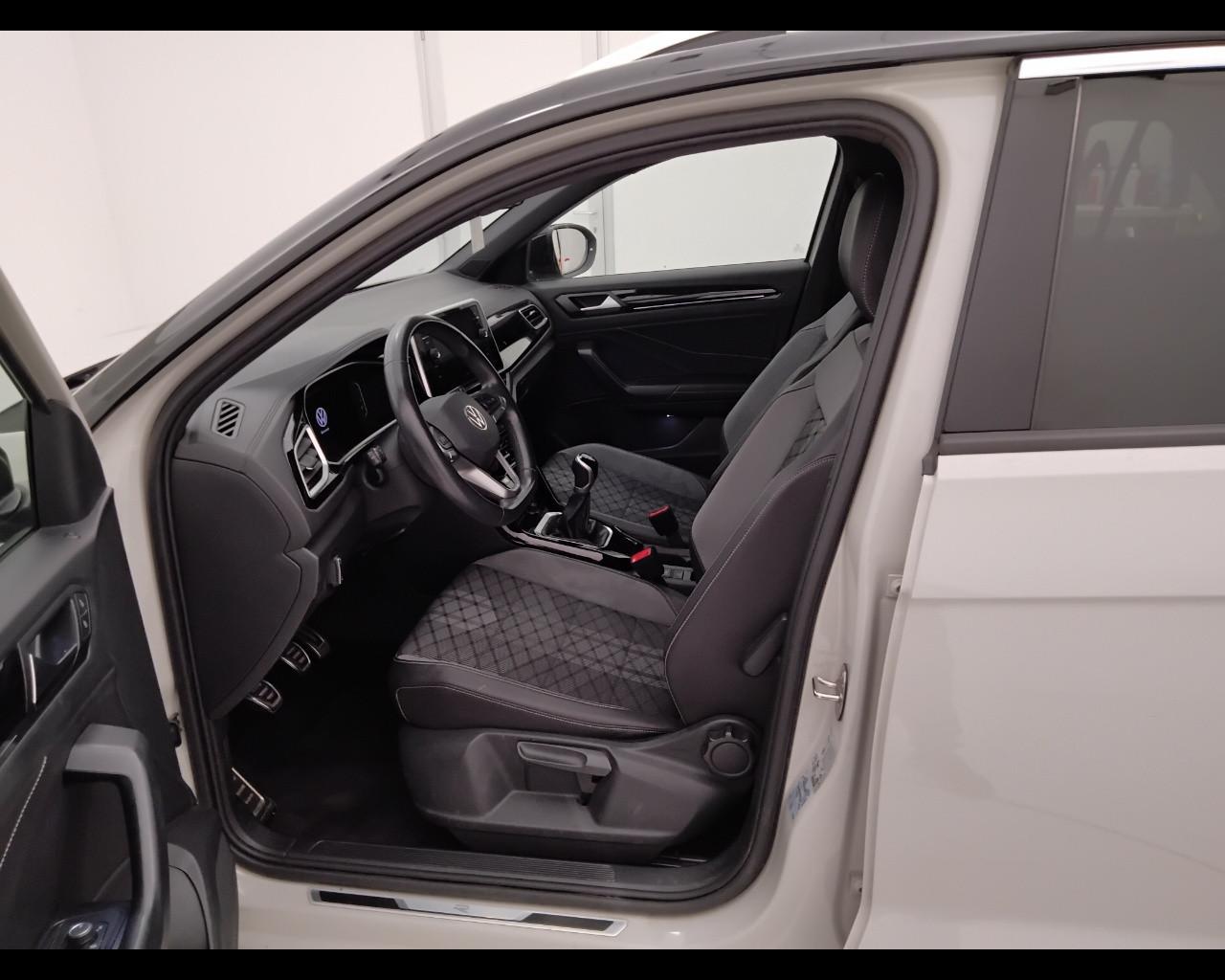 VOLKSWAGEN T-Roc I 2022 - T-Roc 1.0 tsi R-Line 110cv