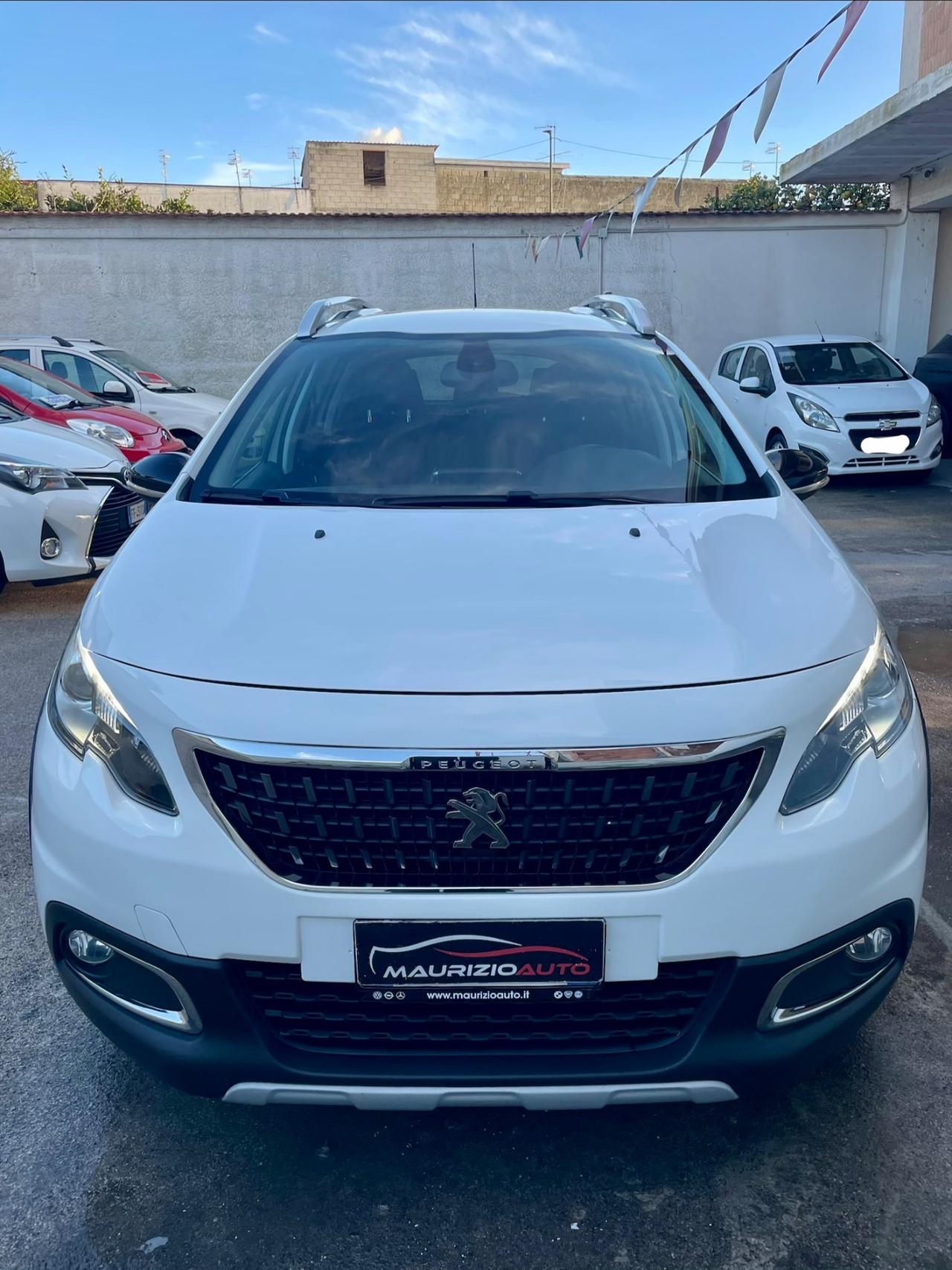 Peugeot 2008 BlueHDi 120 S&S Allure retrocamera navigatore ecc